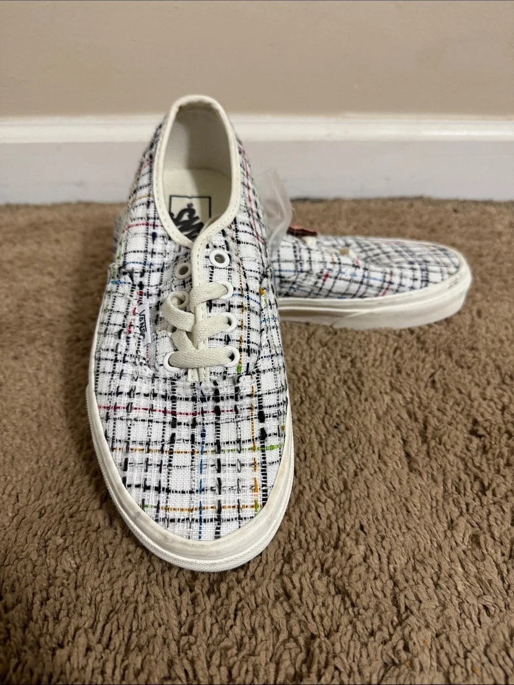 New Vans Low-Top Sneakers White Tweed Multicolor Threads size W6/M4.5 Casual